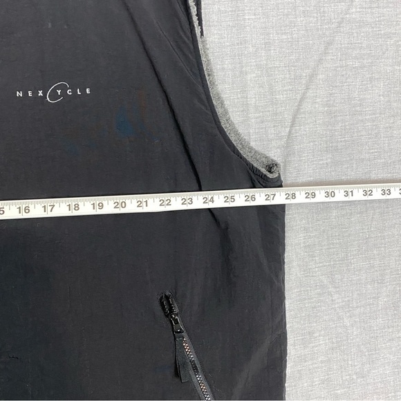 Next Cycle Reversible Vest Sz 2XL Black / Gray Sherpa - Picture 9 of 11
